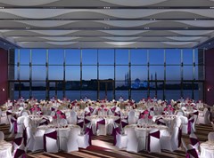 Fairmont Bab Al Bahr: Hotel interior - photo 3