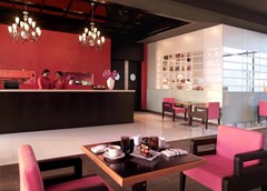 Fairmont Bab Al Bahr: Hotel interior - photo 10