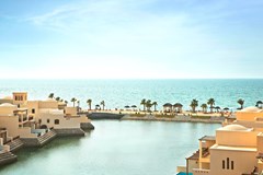 Cove Rotana Resort: Beach - photo 6