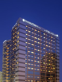 DoubleTree by Hilton Hotel and Residences Dubai – Al Barsha: Hotel exterior - photo 2