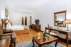 Grand Excelsior Bur Dubai: Room - photo 4