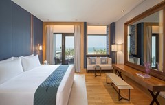 Caesars Resort Bluewaters Dubai: Room - photo 15
