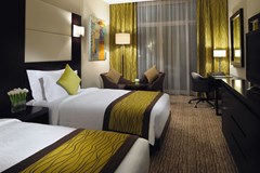 Movenpick Hotel Jumeirah Lakes Towers: Room - photo 15
