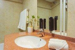 Jannah Marina Bay Suites: Room - photo 5