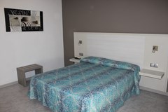 Planas: Room QUADRUPLE STANDARD - photo 2