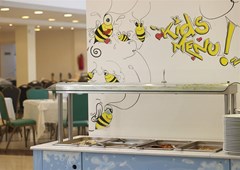 Esperides Beach: Restaurant - photo 9