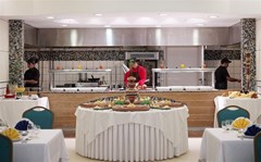 Esperides Beach: Restaurant - photo 28