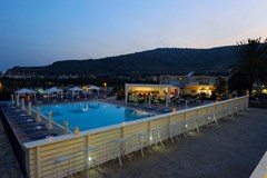 Ellia Hotel: Bar - photo 35