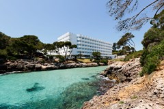 Aluasoul Mallorca Resort - Adults Only: Beach - photo 5