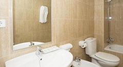 HSM Don Juan: Room Double or Twin STANDARD - photo 7