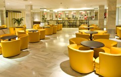 BelleVue Vistanova: Bar - photo 1