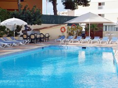 BelleVue Vistanova: Pool - photo 13