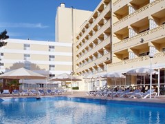 BelleVue Vistanova: Pool - photo 14