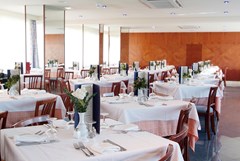 BelleVue Vistanova: Restaurant - photo 5