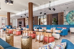 Zafiro Palace Palmanova: Bar - photo 16