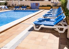 Ponent Apartments: Pool - photo 15