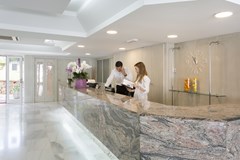 HSM S'Olivera: Lobby - photo 26