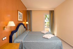 HSM S'Olivera: Room - photo 8