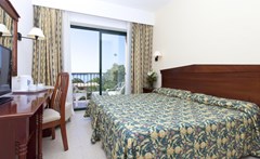 Valentin Paguera Hotel & Suites: Room Double or Twin CAPACITY 3 - photo 4