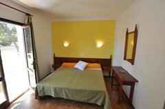 Don Carlos: General view - photo 2