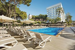 Riu Festival: Pool - photo 3