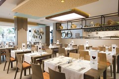 Riu Festival: Restaurant - photo 22