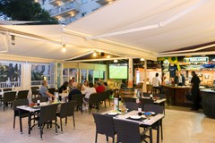 Tres Torres: Restaurant - photo 25