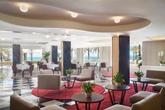 Pure Salt Garonda: Lobby - photo 7