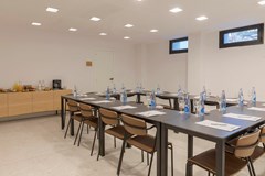 HM Ayron Park: Conferences - photo 73