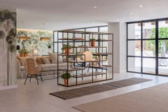 HM Ayron Park: Lobby - photo 9