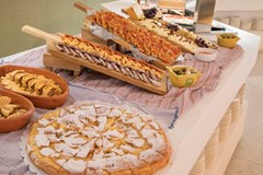 HM Ayron Park: Restaurant - photo 46