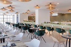 HM Ayron Park: Restaurant - photo 92