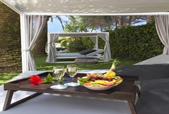 Cosmopolitan: Terrace - photo 13