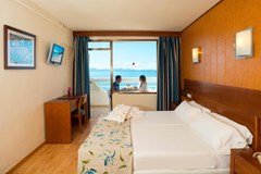 HSM President: Room - photo 33
