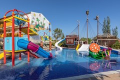 Zafiro Tropic: Sports and Entertainment - photo 21