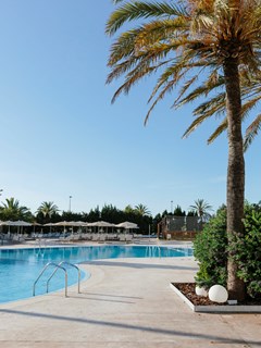 Aluasoul Alcudia Bay - Adults Only: Pool - photo 9