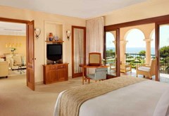 The St. Regis Mardavall Resort: Room - photo 40