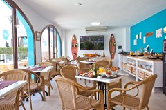 ONA Surfing Playa: Bar - photo 33