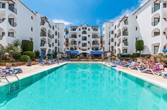 ONA Surfing Playa: Pool - photo 7