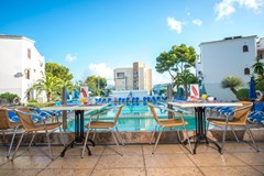 ONA Surfing Playa: Terrace - photo 4