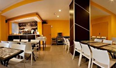 La Cala: Bar - photo 17
