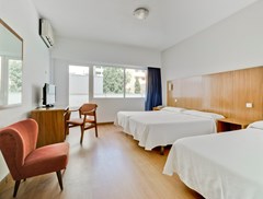 Bristol: Room Double or Twin STANDARD - photo 33