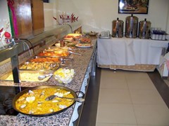 Mayna: Restaurant - photo 13