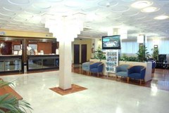 Riudor: Lobby - photo 3
