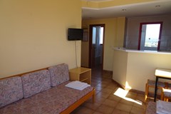 Evamar: Room - photo 7