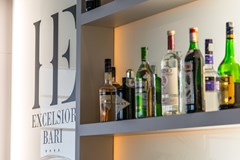 Excelsior Bari: Bar - photo 3