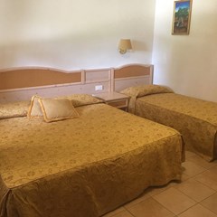 Hotel Relais Antica Masseria: Room TRIPLE STANDARD - photo 29