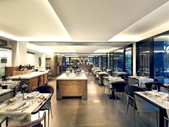 Mercure Bari Villa Romanazzi: Restaurant - photo 124