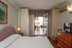 Zodiacus: Room Double or Twin SUPERIOR CITY VIEW - photo 29