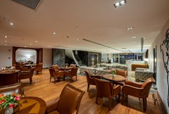 Nova Plaza Crystal Hotel: Bar - photo 31
